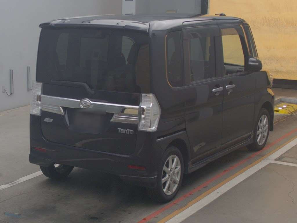 2014 Daihatsu Tanto LA600S[1]