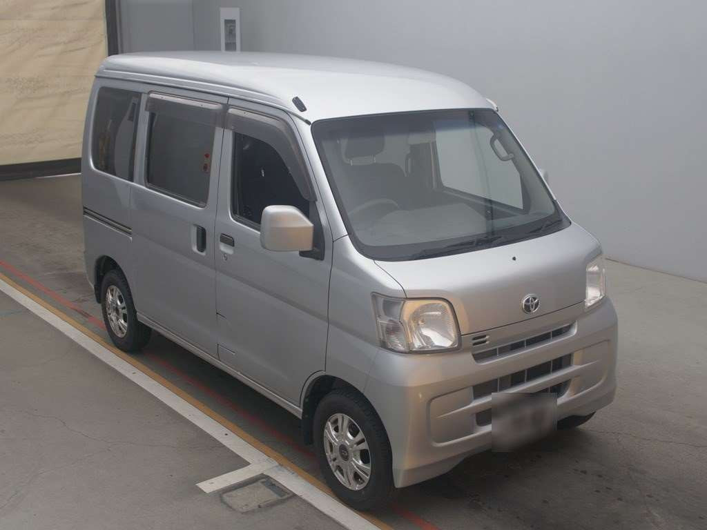 2016 Toyota Pixis Van S321M[2]