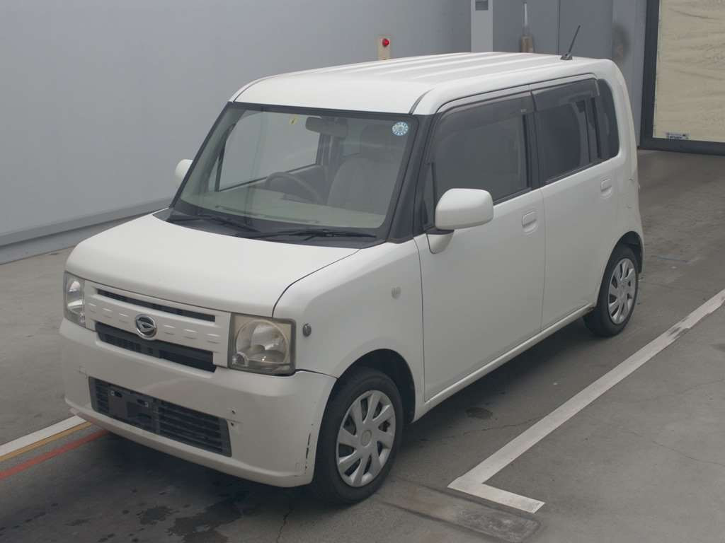 2011 Daihatsu Move Conte L575S[0]