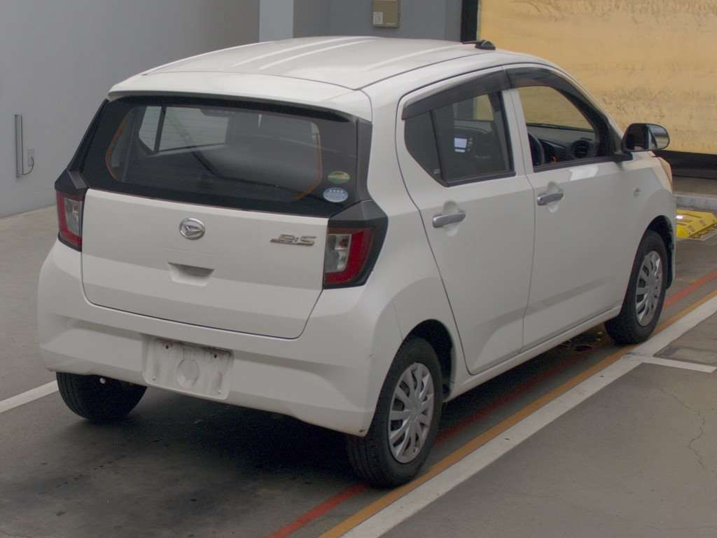 2017 Daihatsu Mira es LA350S[1]