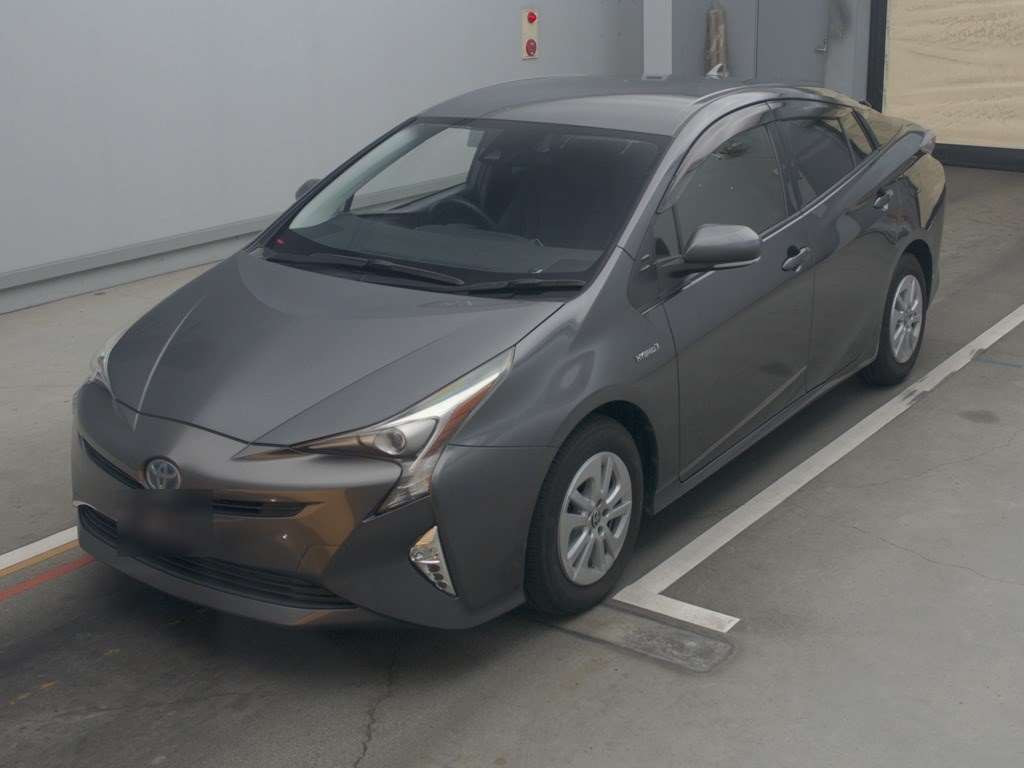 2016 Toyota Prius ZVW50[0]