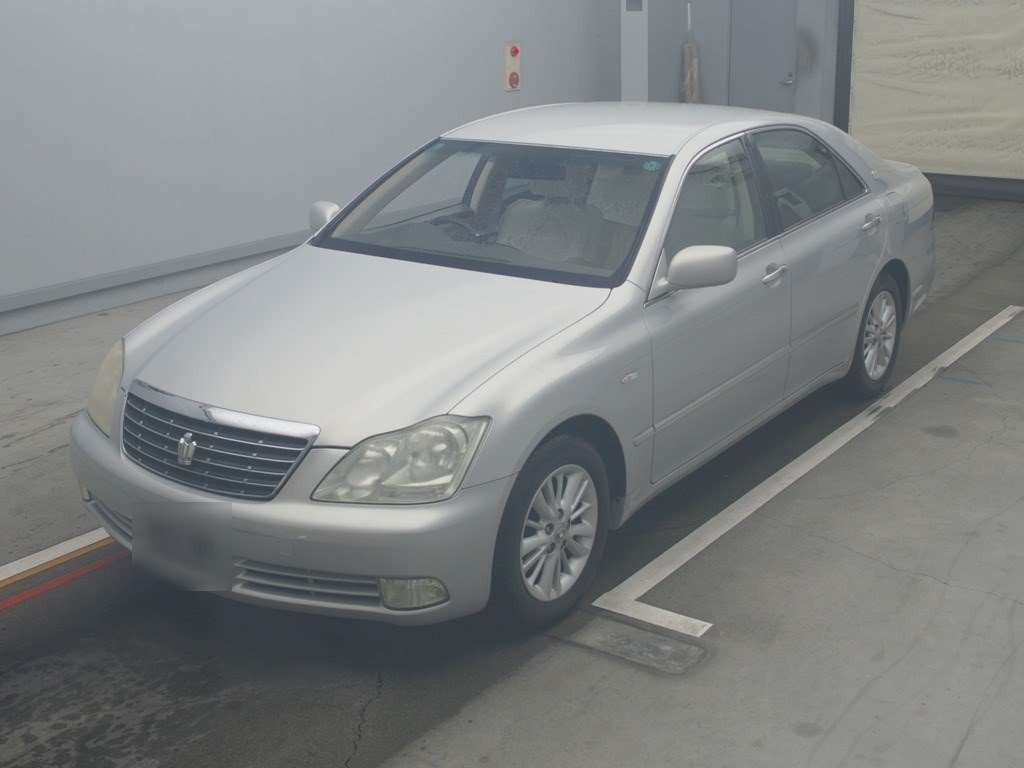 2004 Toyota Crown GRS182[0]