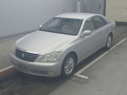 2004 Toyota Crown