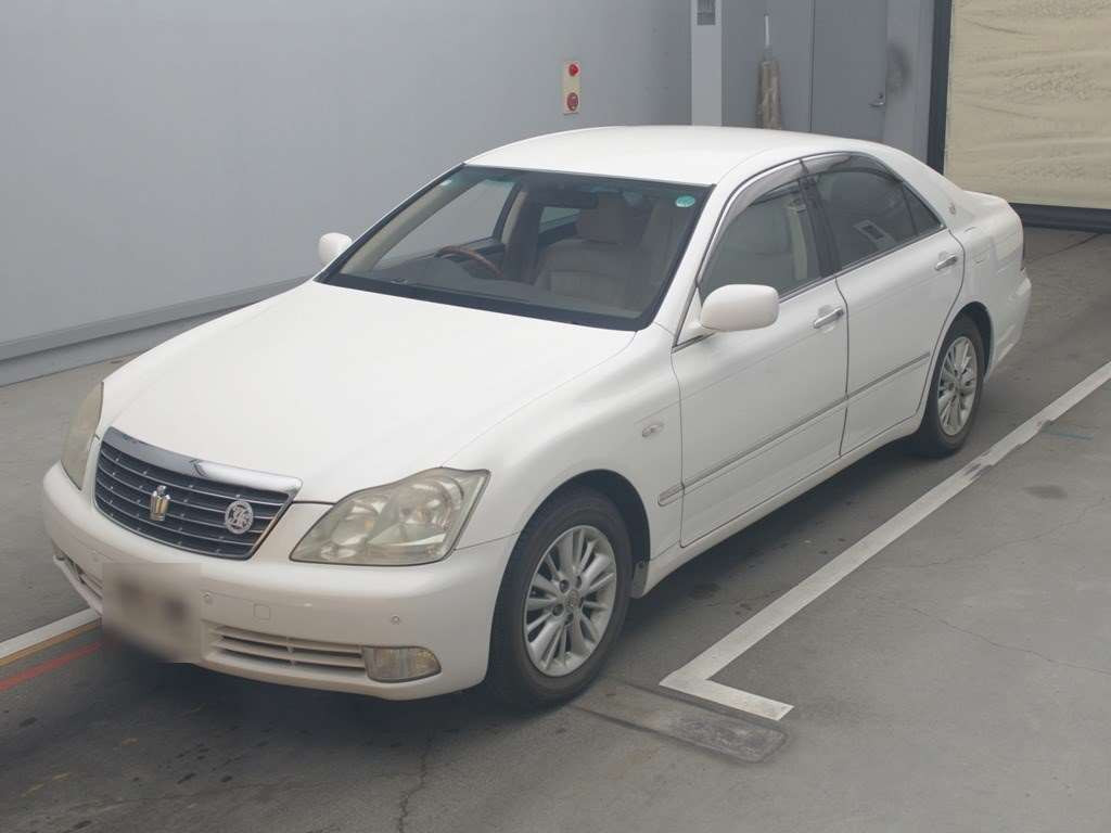 2004 Toyota Crown GRS182[0]