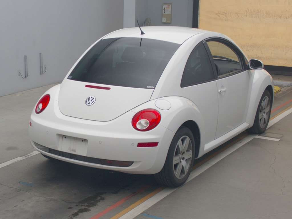 2009 Volkswagen New Beetle 9CAZJ[1]