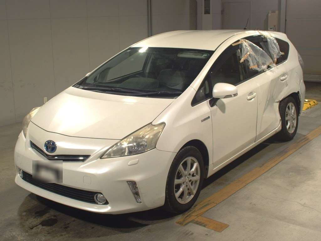 2012 Toyota Prius alpha ZVW40W[0]