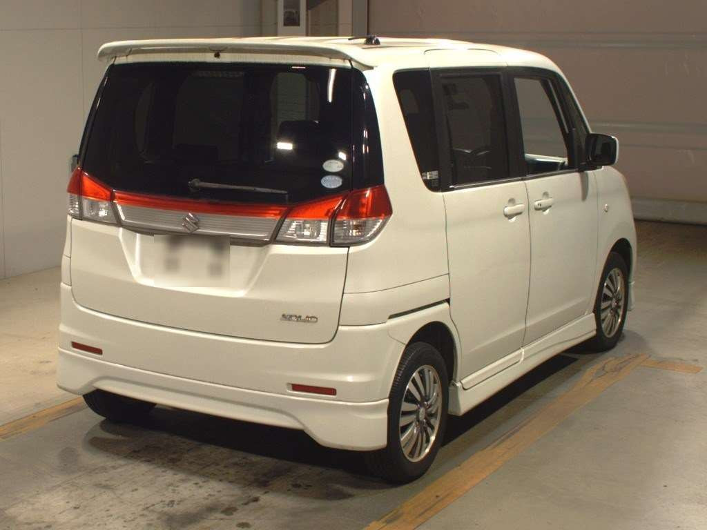 2011 Suzuki Solio MA15S[1]