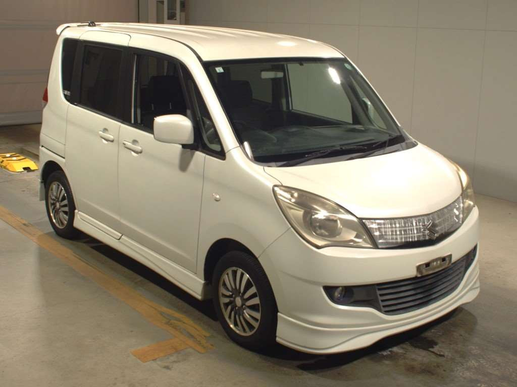 2011 Suzuki Solio MA15S[2]