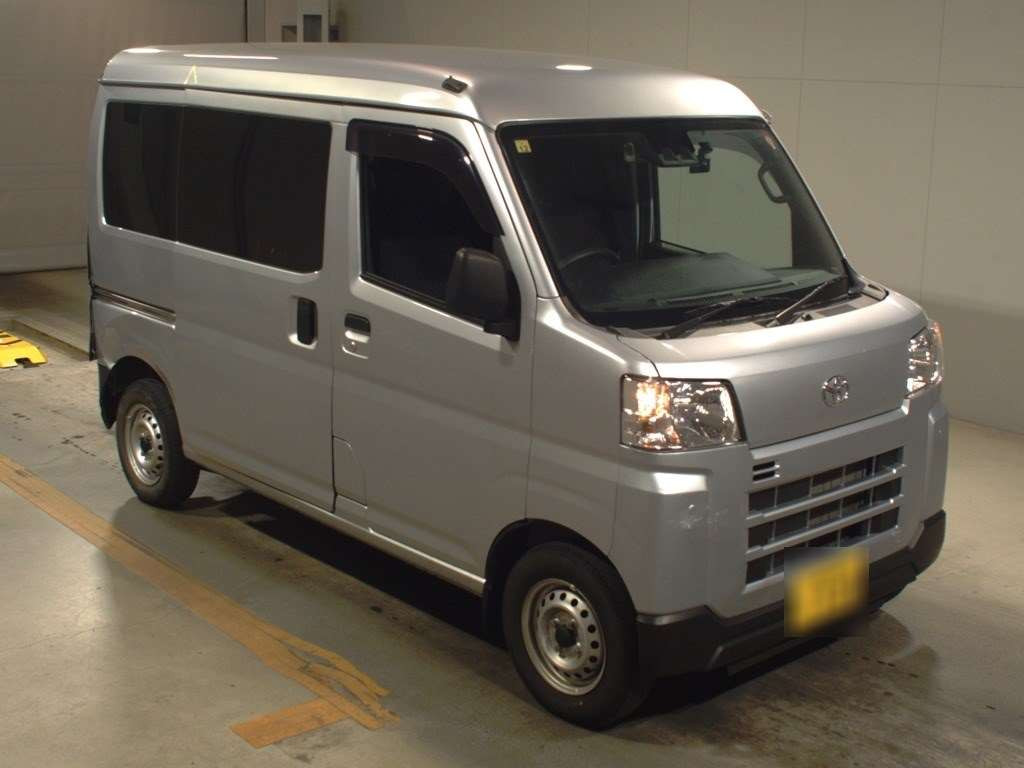 2023 Toyota Pixis Van S700M[2]