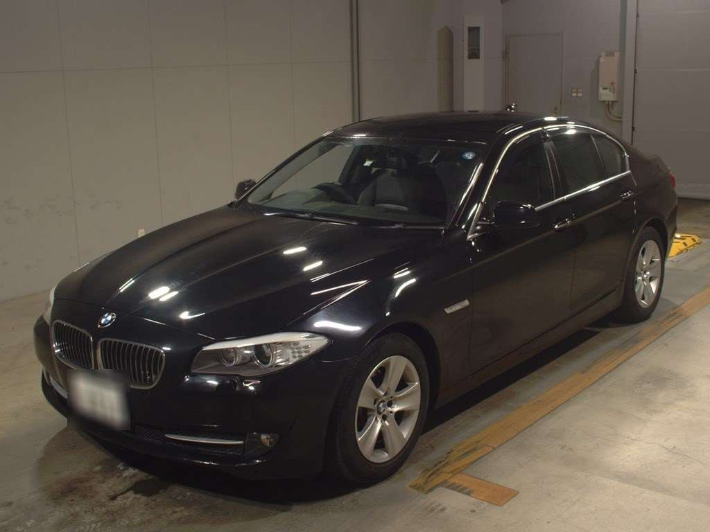 2013 BMW 5 Series XG28[0]