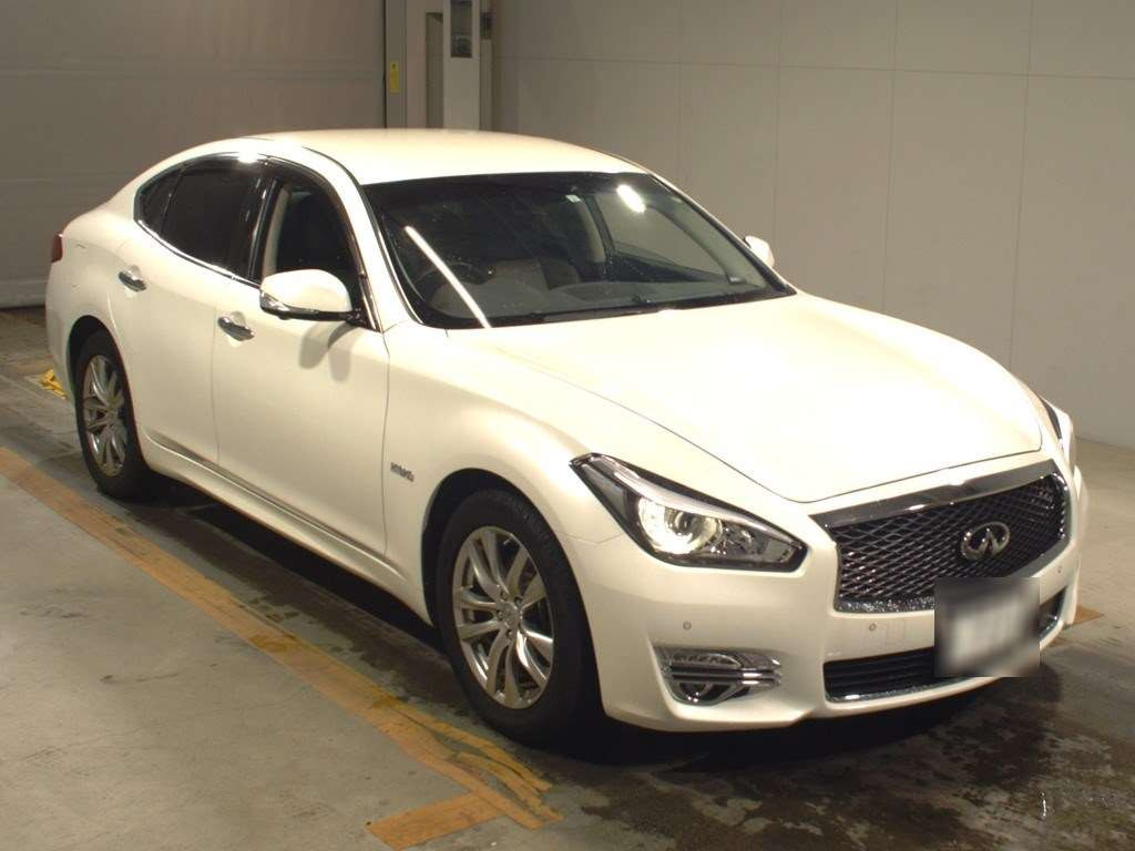 2017 Nissan Fuga Hybrid HY51[2]