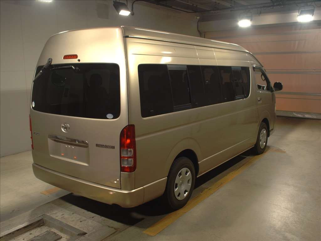 2013 Toyota Hiace Wagon TRH224W[1]