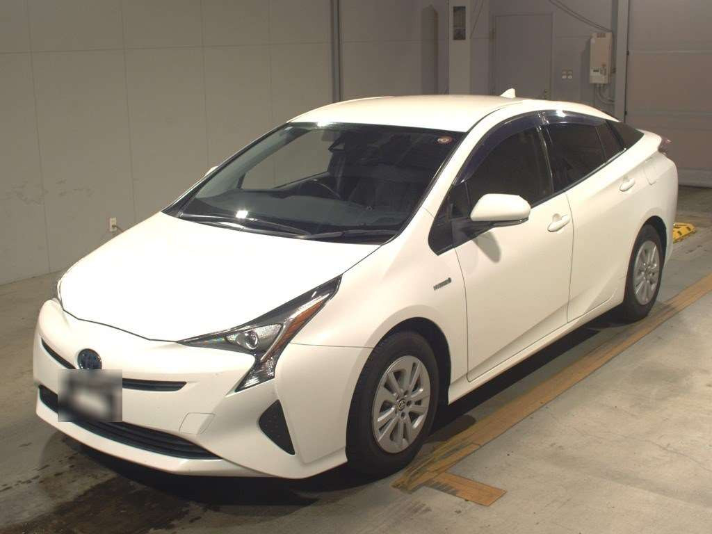 2018 Toyota Prius ZVW50[0]