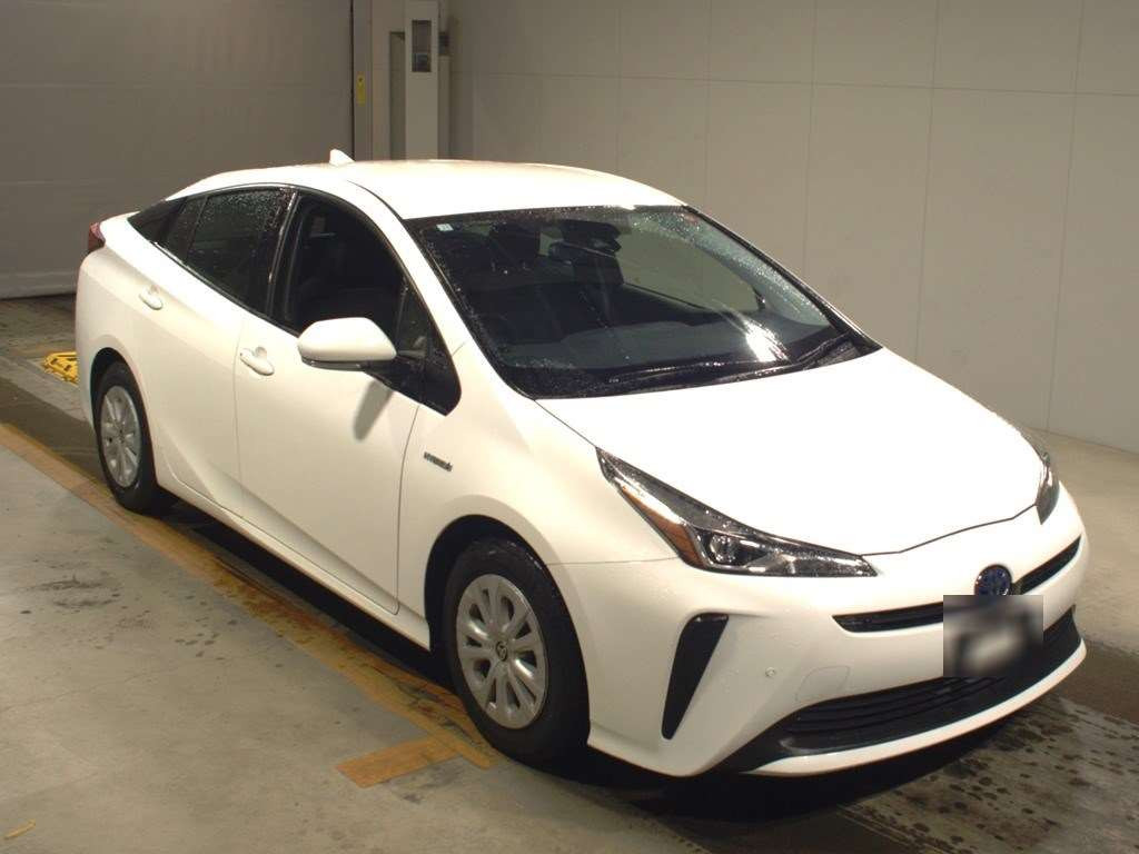 2019 Toyota Prius ZVW51[2]