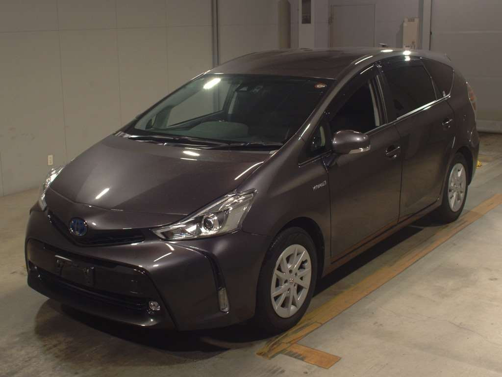 2020 Toyota Prius alpha ZVW41W[0]