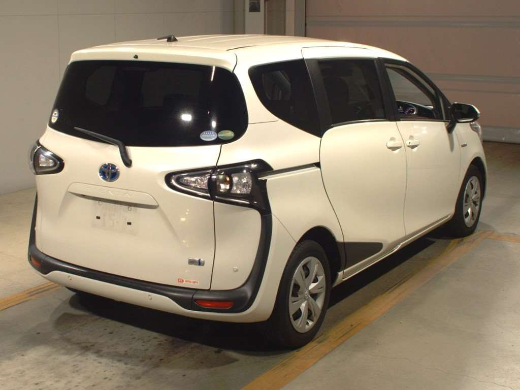 2018 Toyota Sienta NHP170G[1]