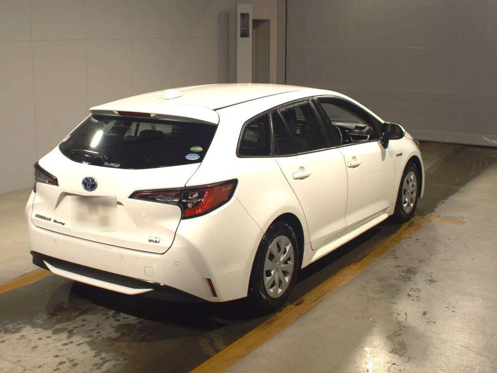 2019 Toyota Corolla Touring Wagon ZWE211W[1]