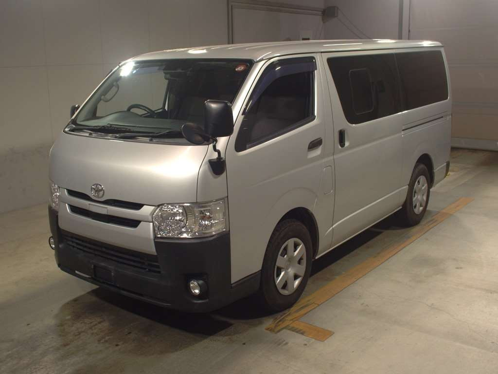 2018 Toyota Regiusace Van GDH201V[0]