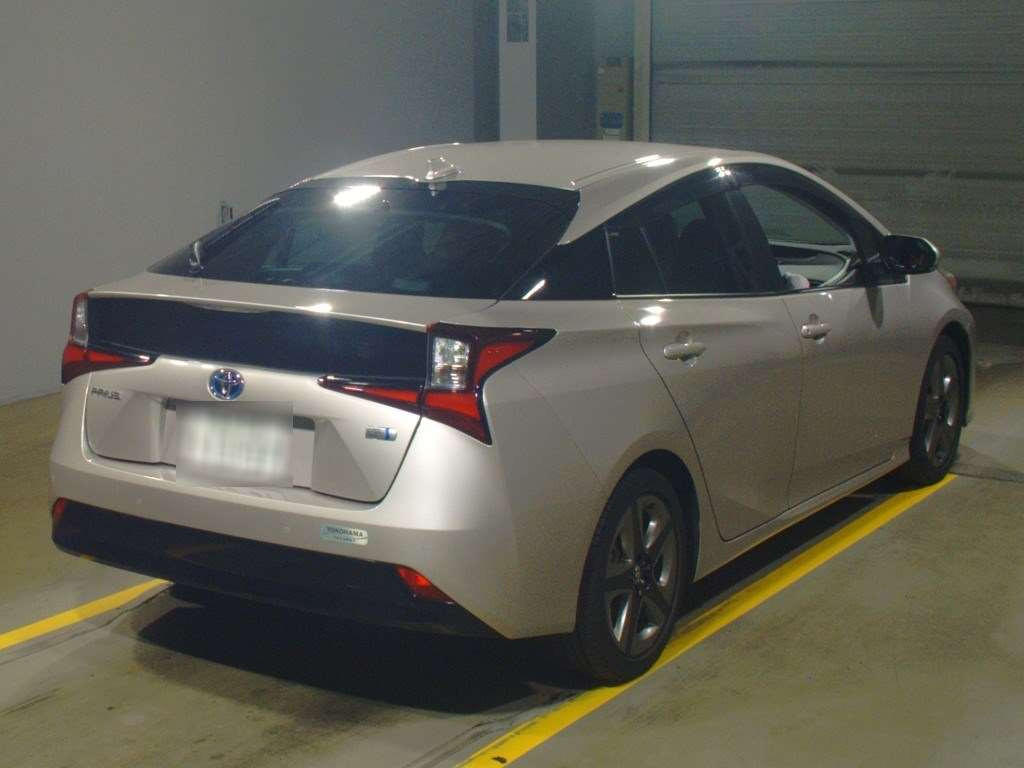 2021 Toyota Prius ZVW51[1]