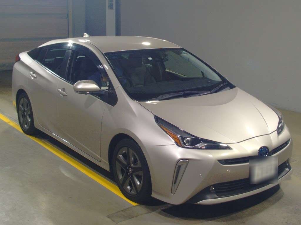 2021 Toyota Prius ZVW51[2]