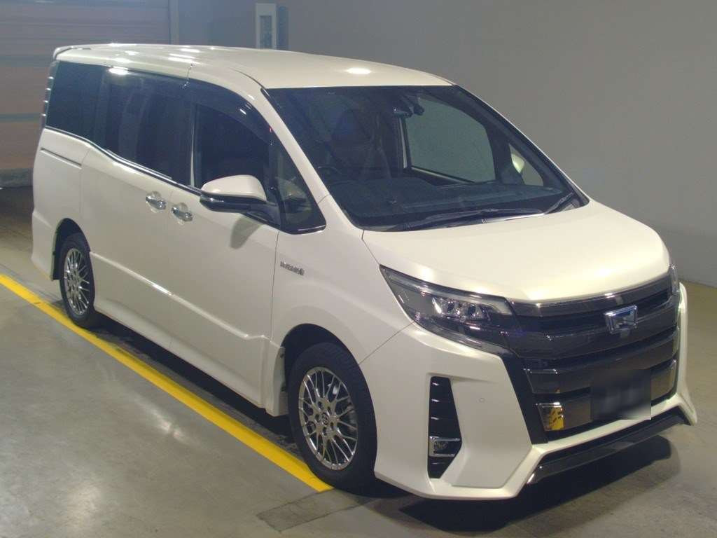 2019 Toyota Noah ZWR80W[2]