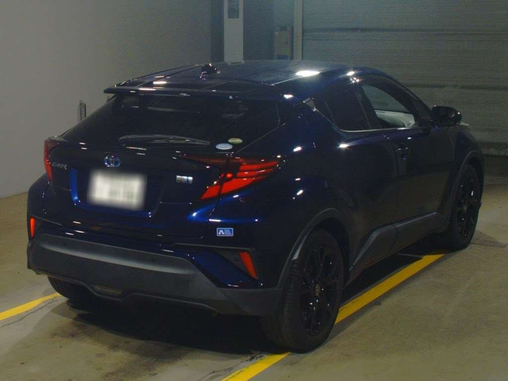 2021 Toyota C-HR ZYX11[1]