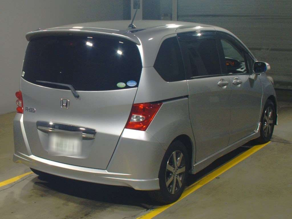 2009 Honda Freed GB3[1]