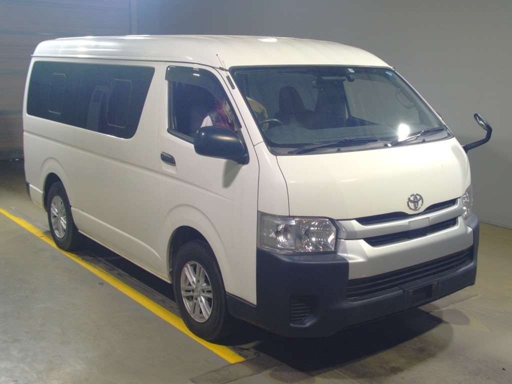 2019 Toyota Hiace Wagon TRH219W[2]