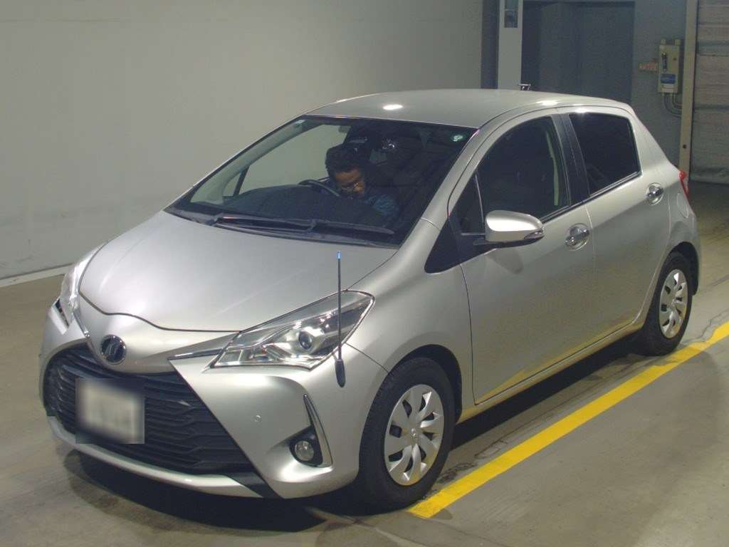 2019 Toyota Vitz NSP130[0]