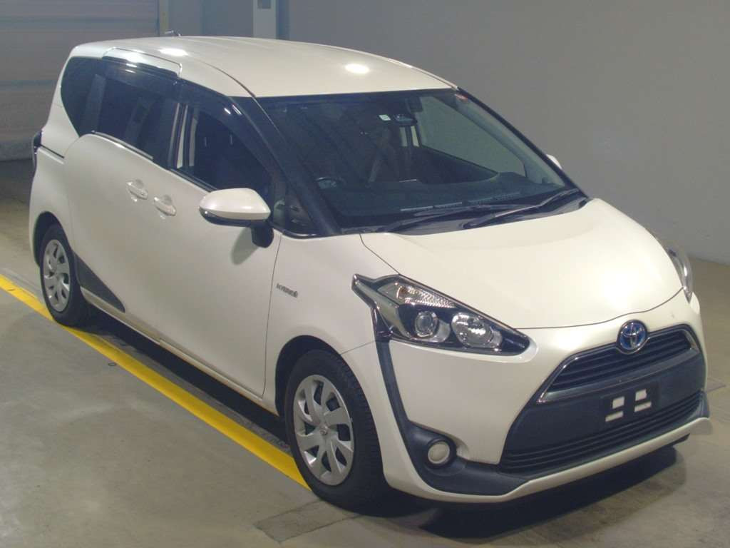 2017 Toyota Sienta NHP170G[2]