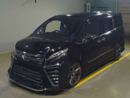 2018 Toyota Voxy