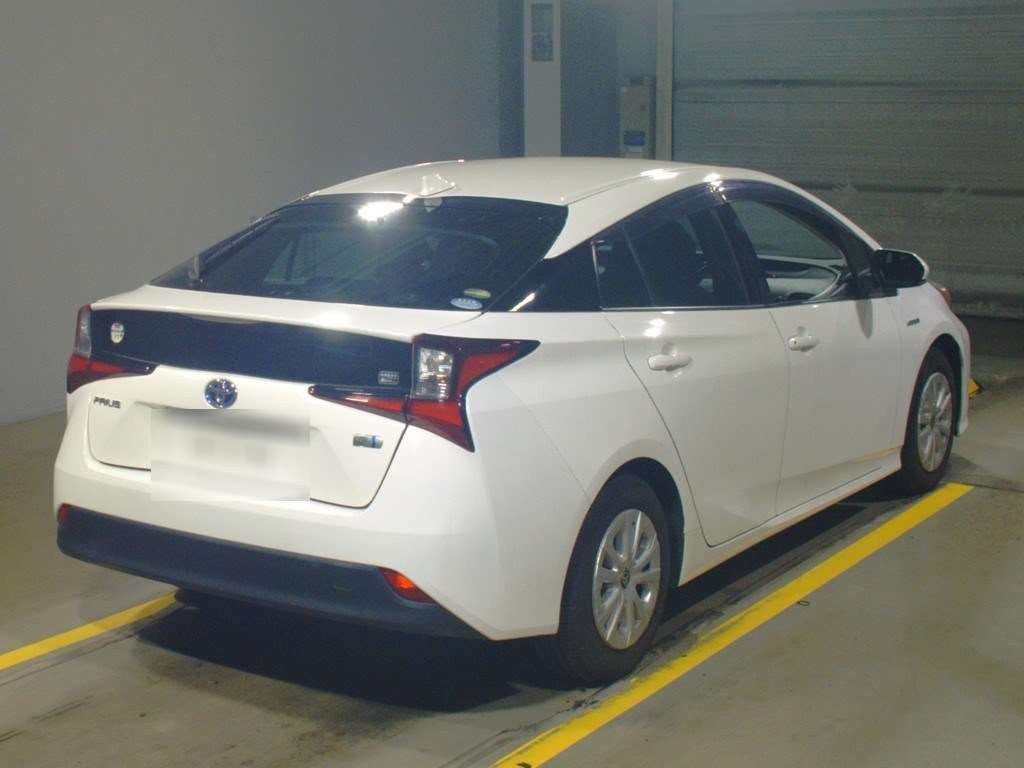 2019 Toyota Prius ZVW51[1]