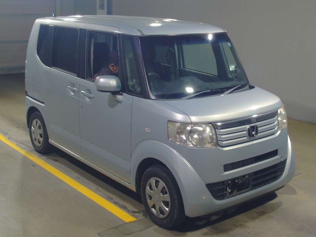 2011 Honda N-BOX JF1[2]