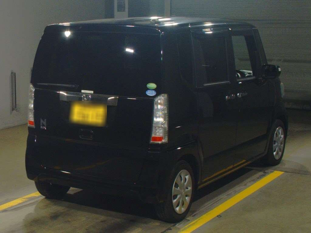 2017 Honda N-BOX JF1[1]