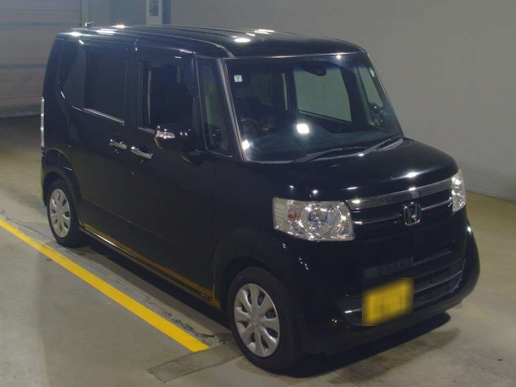 2017 Honda N-BOX JF1[2]