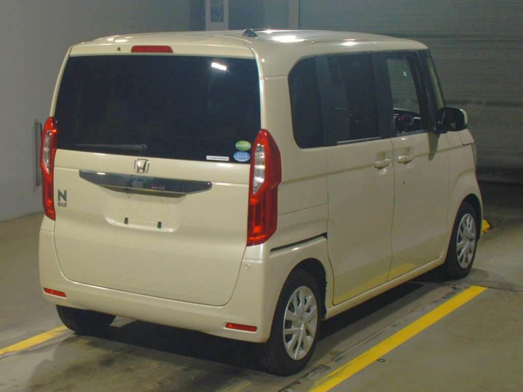 2017 Honda N-BOX JF3[1]