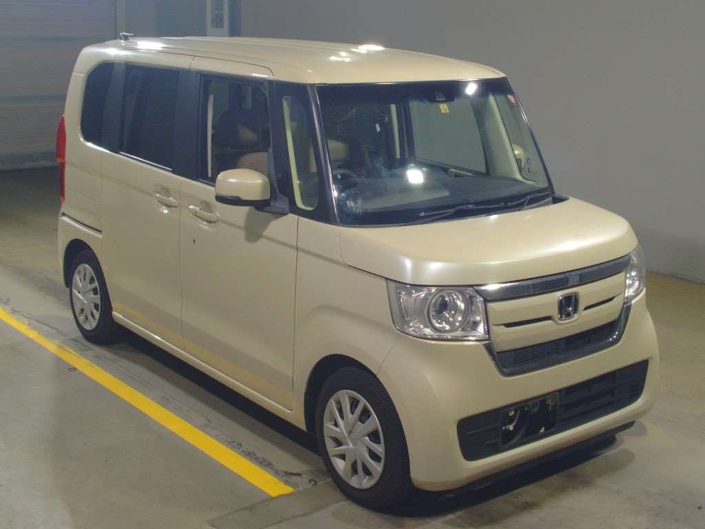 2017 Honda N-BOX JF3[2]