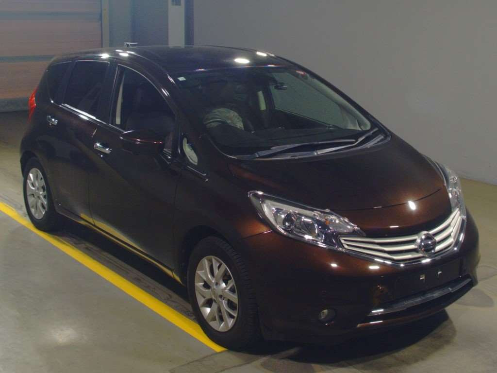 2014 Nissan Note E12[2]