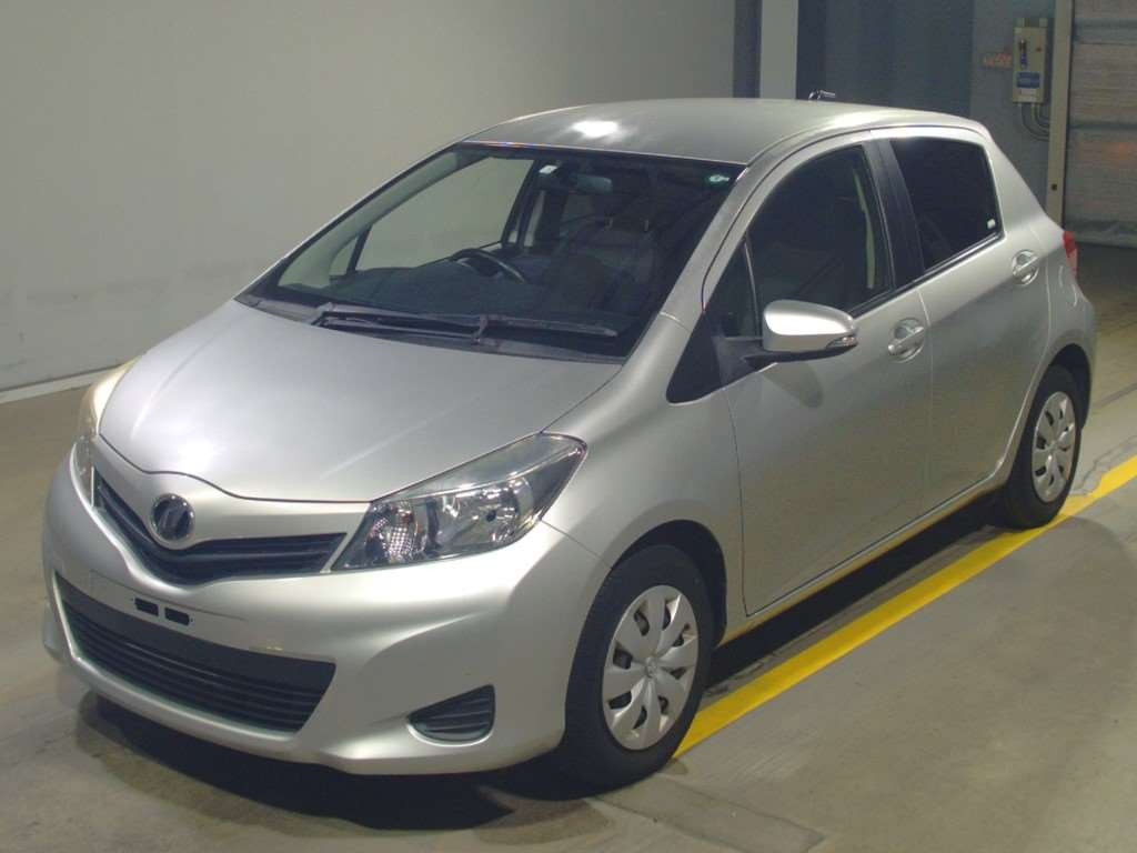 2014 Toyota Vitz NSP130[0]