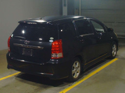 2005 Toyota Wish