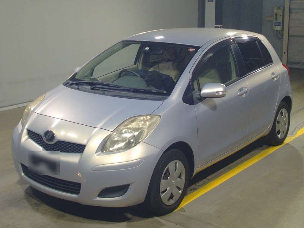 2008 Toyota Vitz SCP90[0]