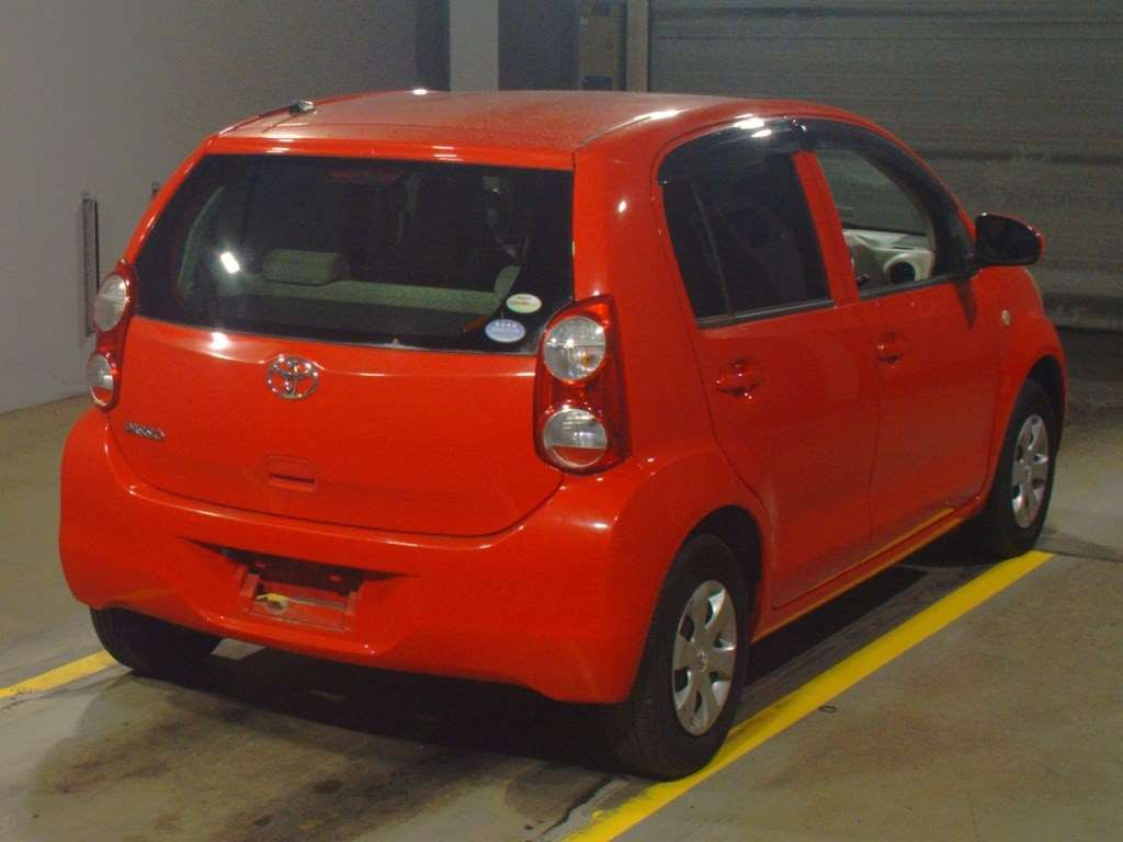 2011 Toyota Passo KGC30[1]