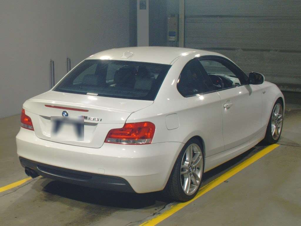 2011 BMW 1 Series UC30[1]