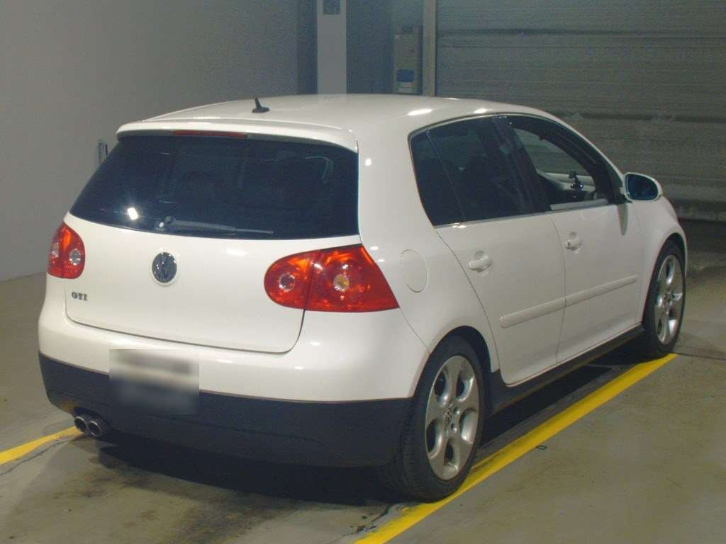 2007 Volkswagen Golf 1KAXX[1]