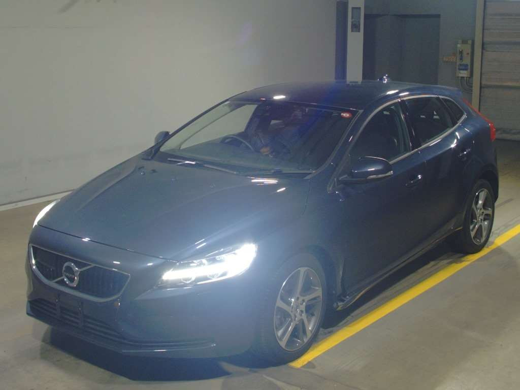 2018 Volvo V40 MD4204T[0]