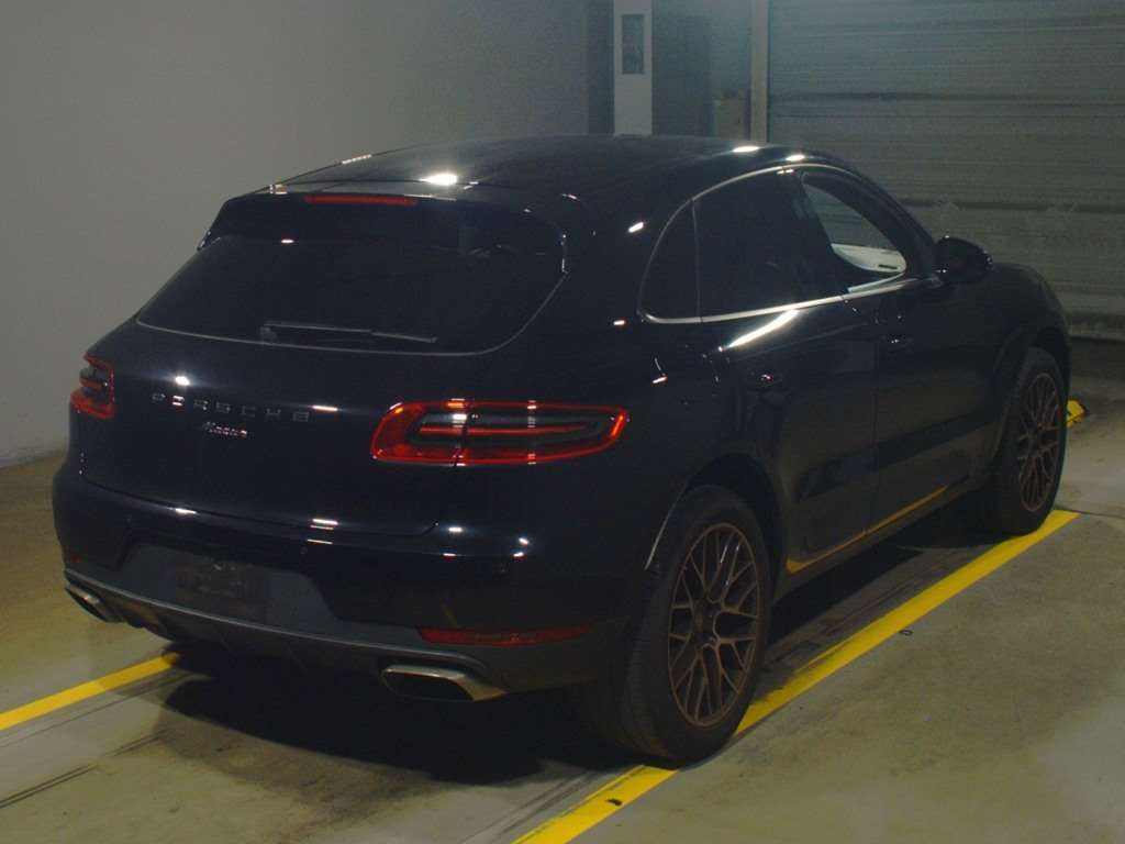 2018 Porsche Macan J1H1[1]