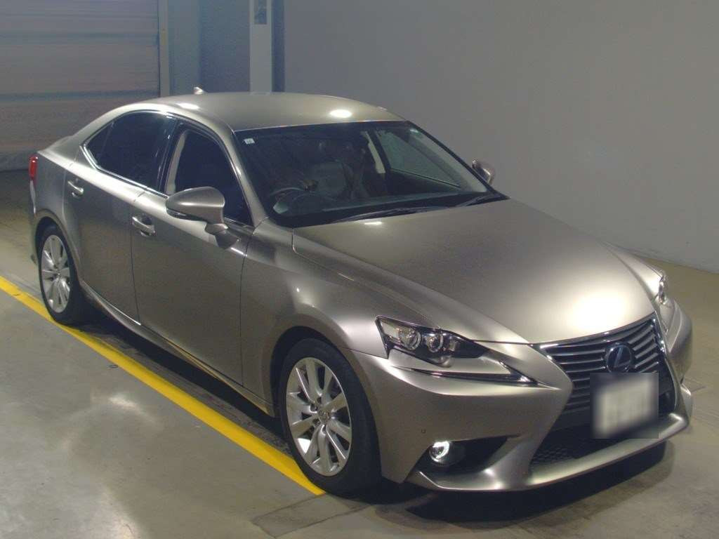 2013 Lexus IS AVE30[2]