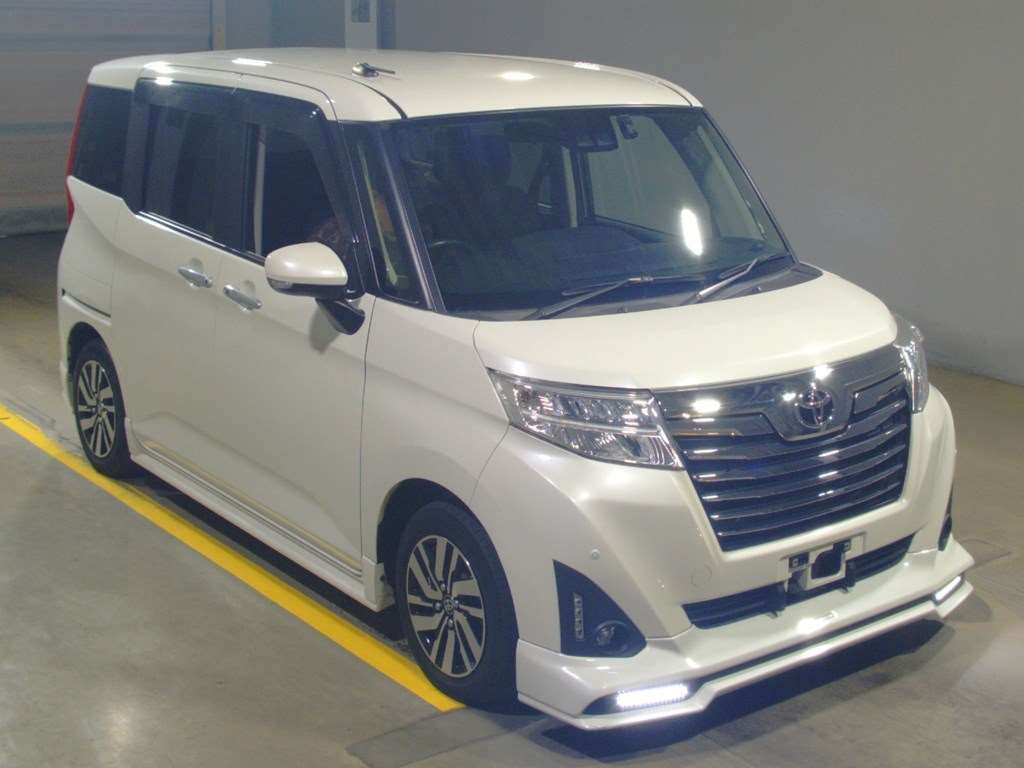 2020 Toyota Roomy M900A[2]