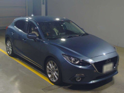 2014 Mazda Axela Sport