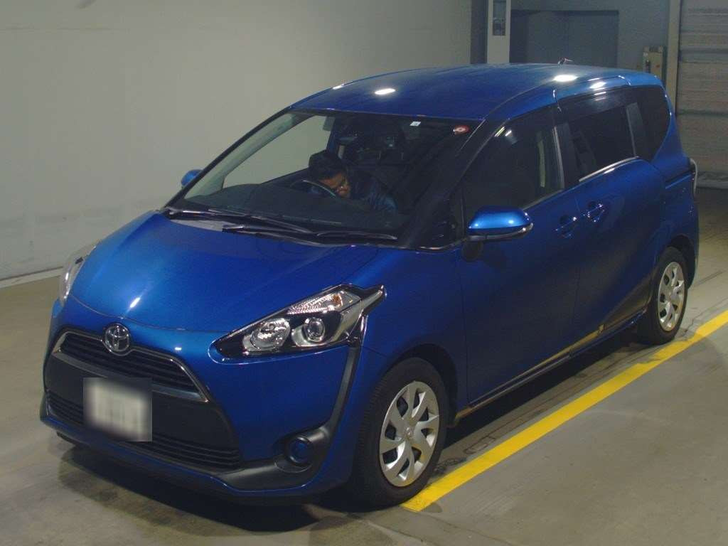 2016 Toyota Sienta NSP170G[0]